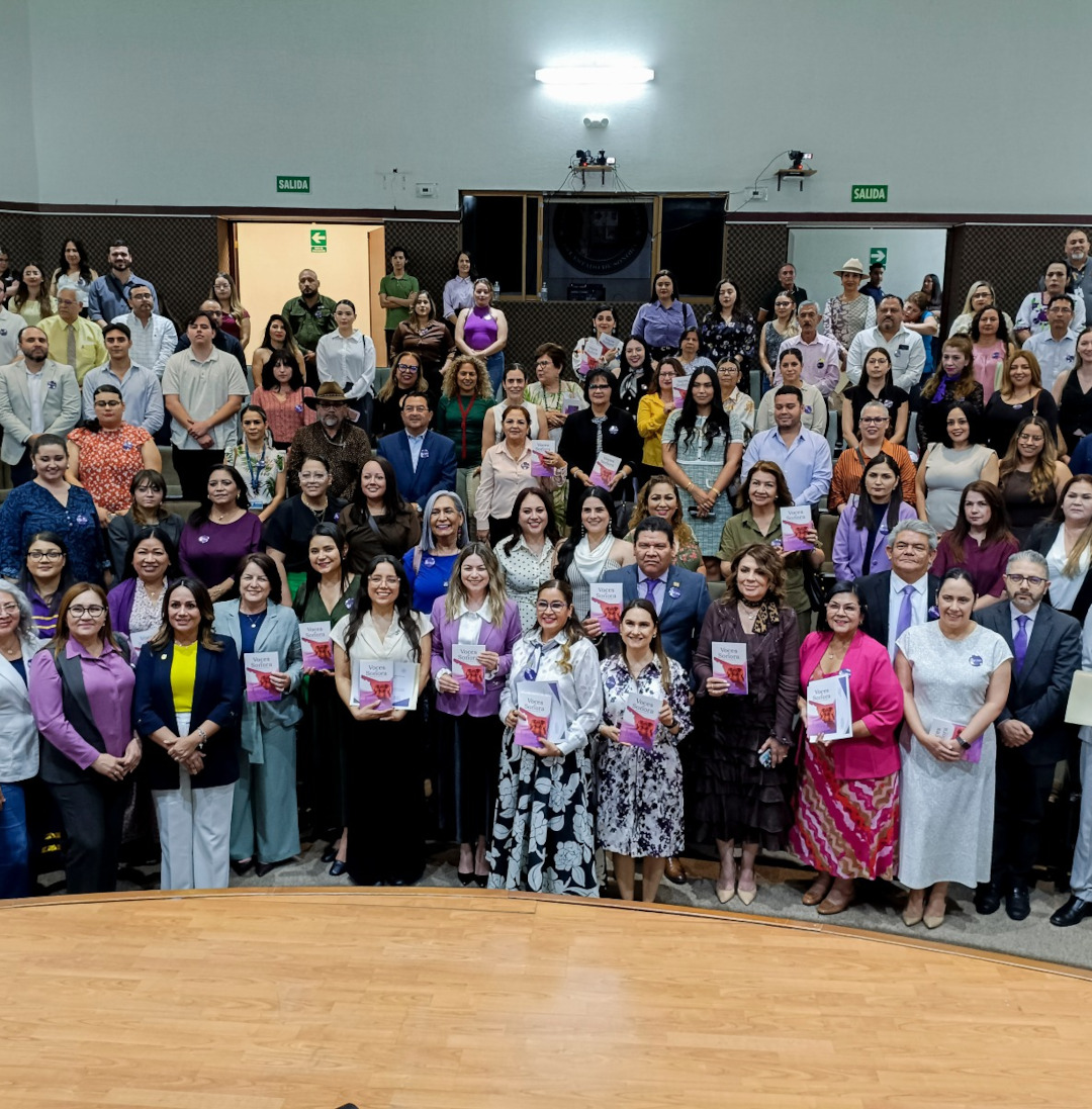 En el marco del Día Internacional de las Mujeres, el IEE Sonora llevó a cabo la presentación del libro “Voces de Sonora, Mujeres Electas 2024-2027”, su primera obra editorial